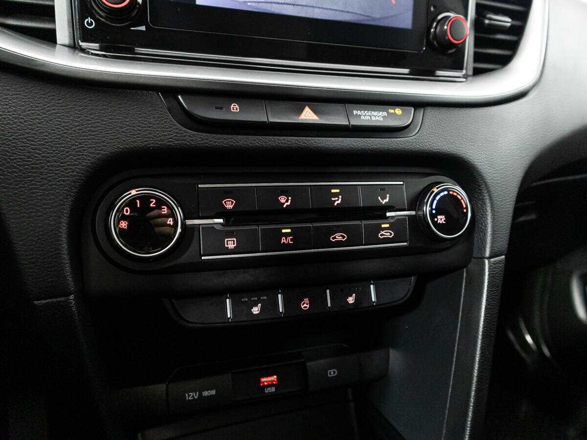 Купить Kia Ceed с пробегом. Фото: #18