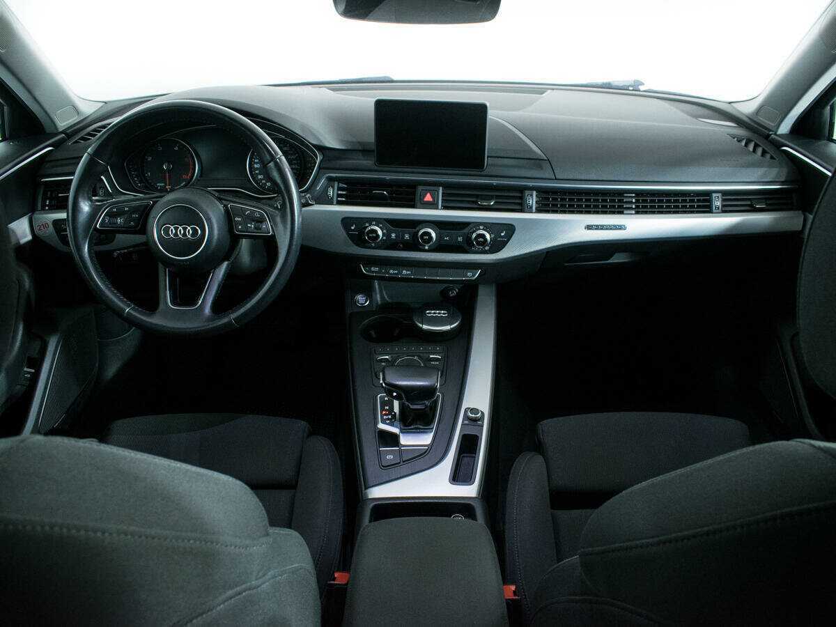 Купить Audi A4 с пробегом. Фото: #11