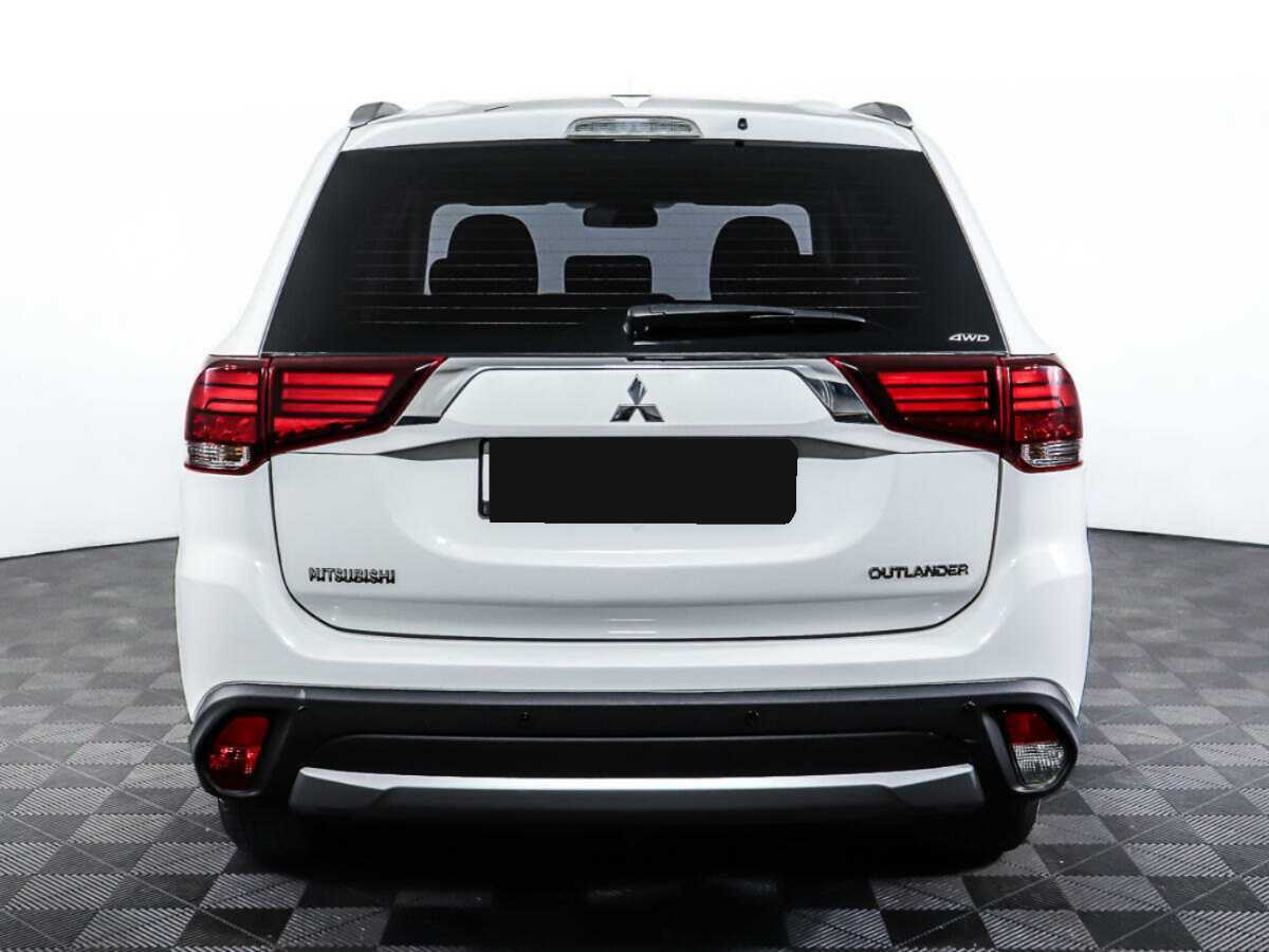 Купить Mitsubishi Outlander с пробегом. Фото: #5
