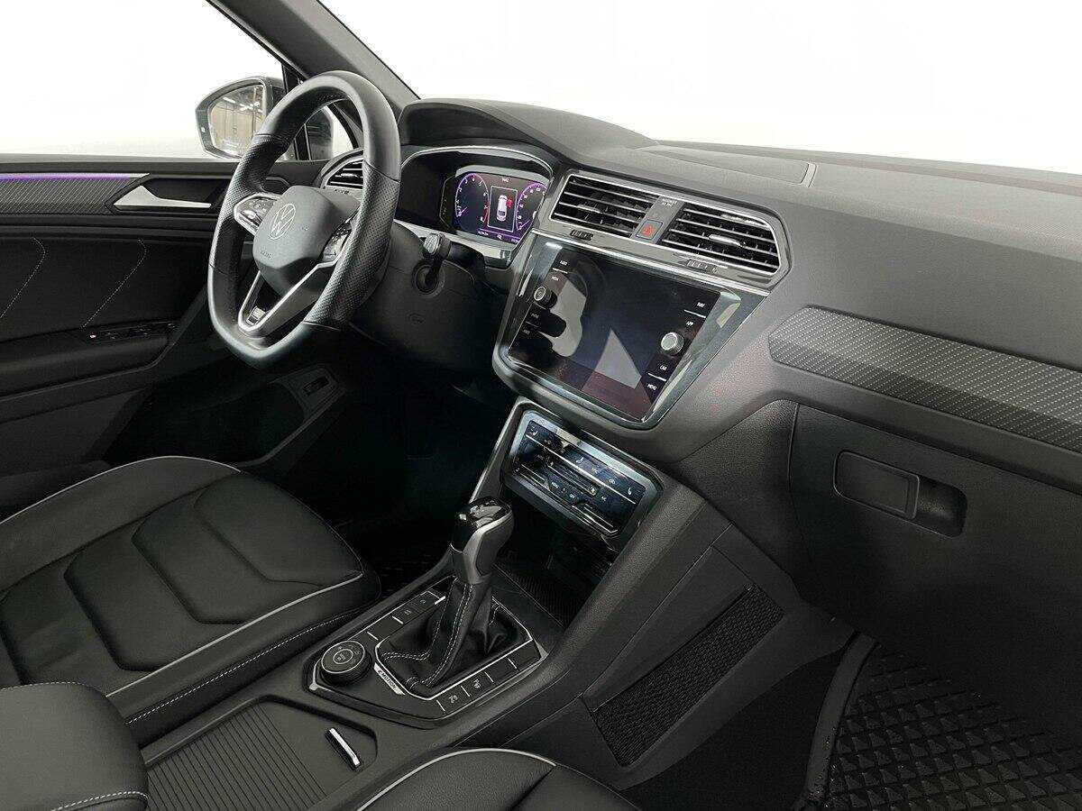 Купить Volkswagen Tiguan с пробегом. Фото: #8