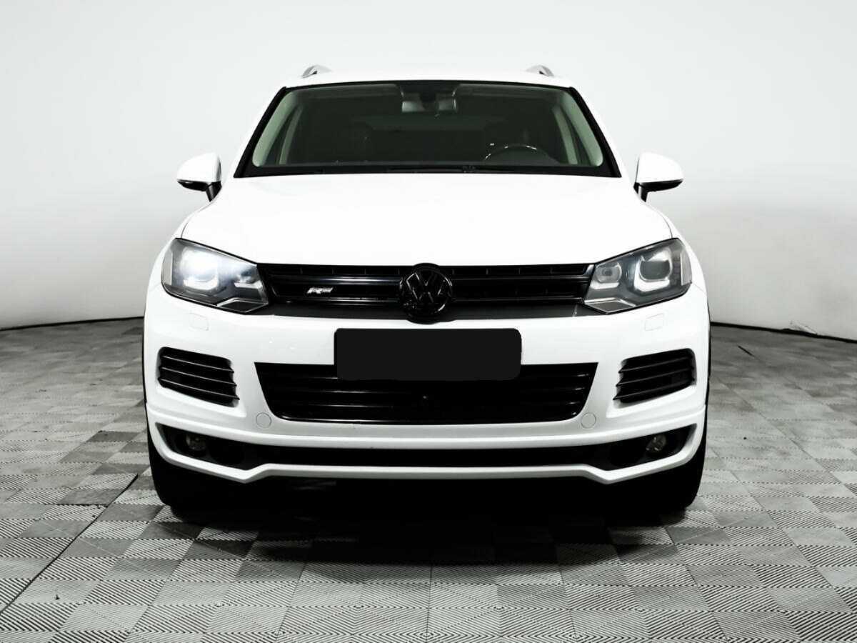 Купить Volkswagen Touareg с пробегом. Фото: #1