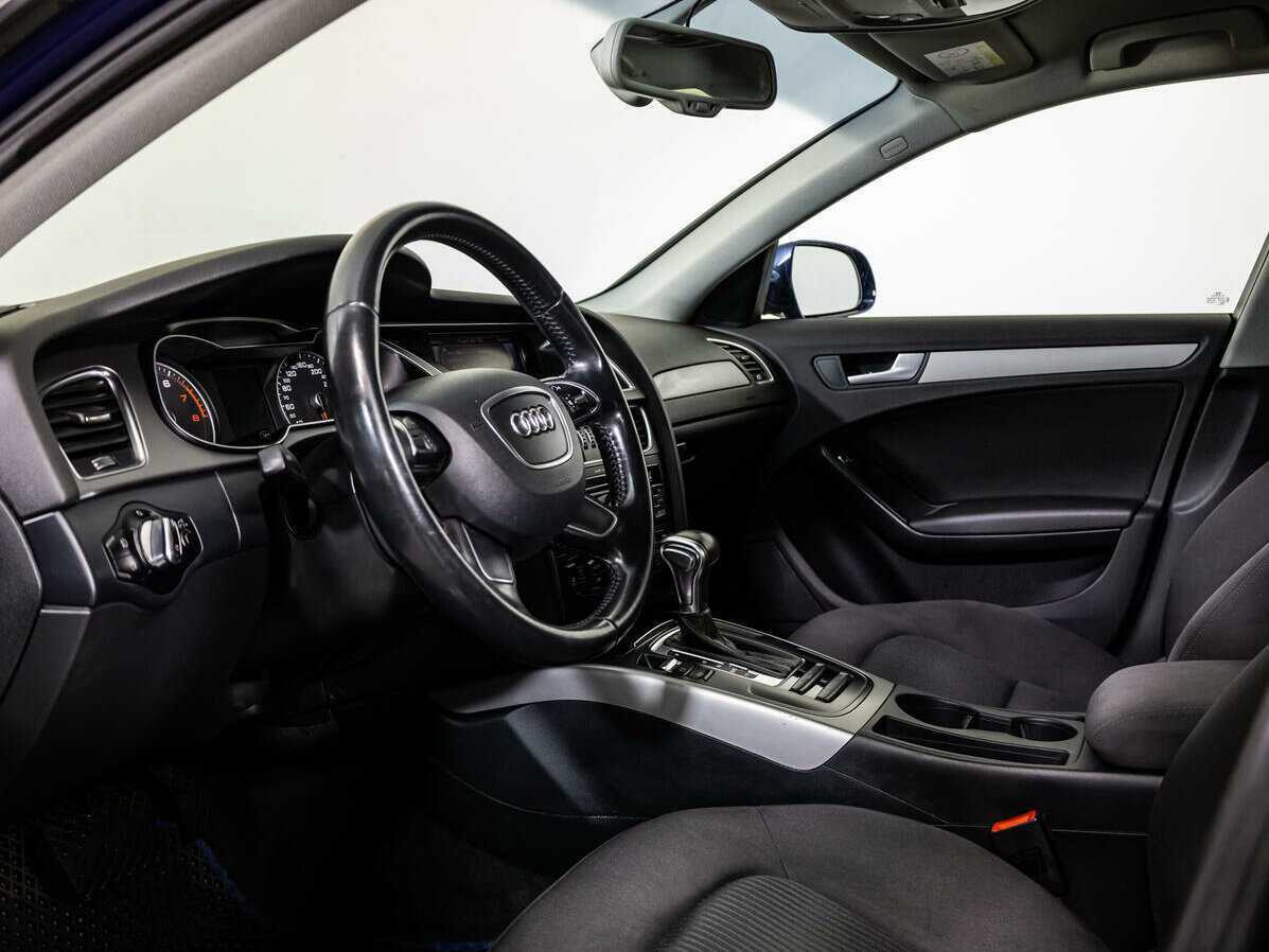 Купить Audi A4 с пробегом. Фото: #8