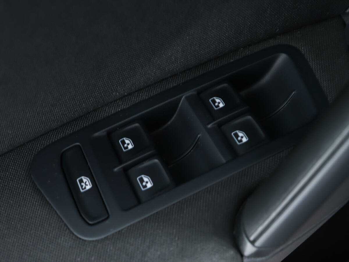 Купить Volkswagen Golf с пробегом. Фото: #16