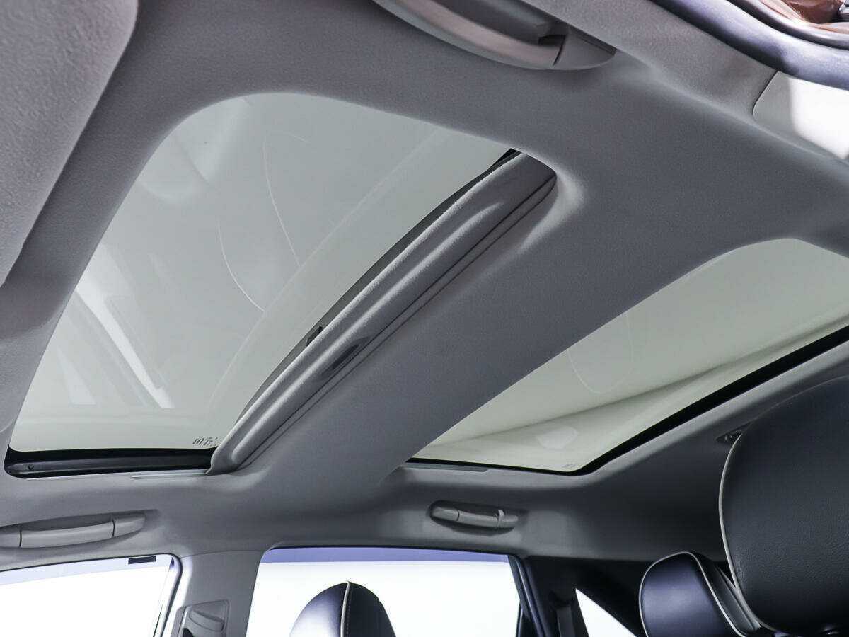 Купить Toyota Venza с пробегом. Фото: #14