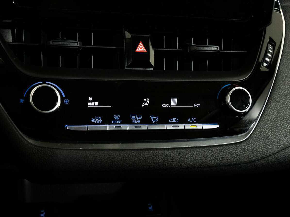 Купить Toyota Corolla с пробегом. Фото: #15