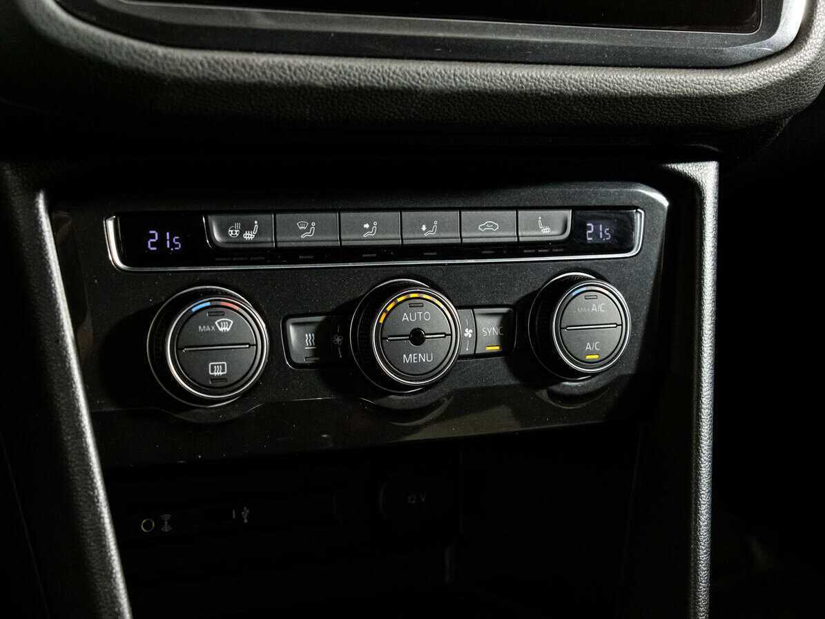 Купить Volkswagen Tiguan с пробегом. Фото: #19