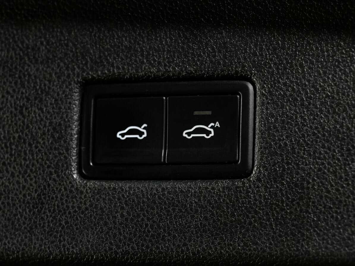 Купить Volkswagen Tiguan с пробегом. Фото: #22