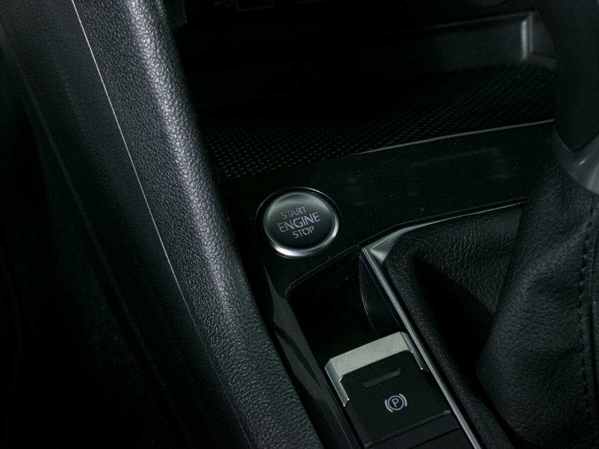 Купить Volkswagen Tiguan с пробегом. Фото: #14