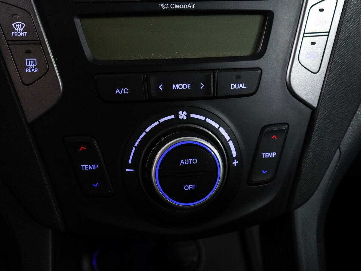 Купить Hyundai Santa Fe с пробегом. Фото: #20