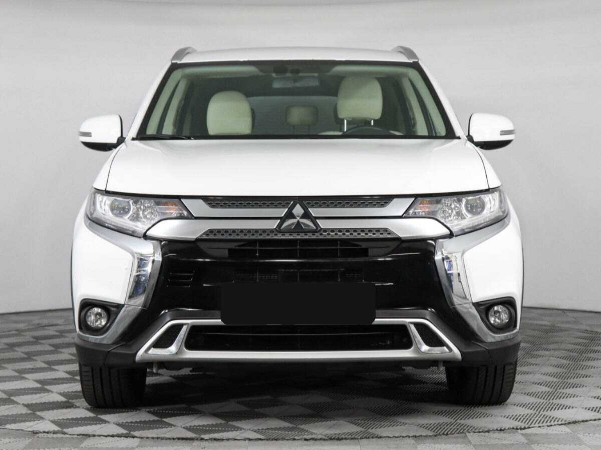 Купить Mitsubishi Outlander с пробегом. Фото: #1