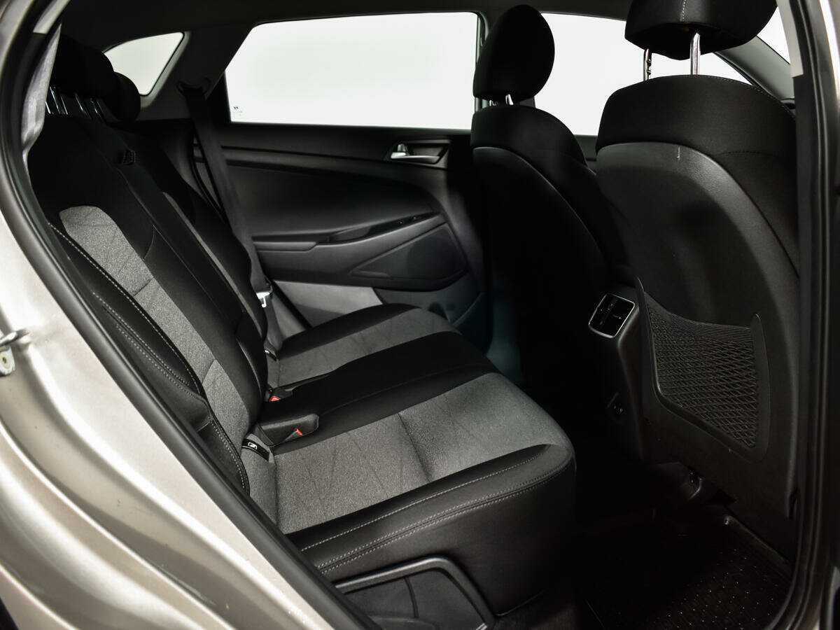 Купить Hyundai Tucson с пробегом. Фото: #9