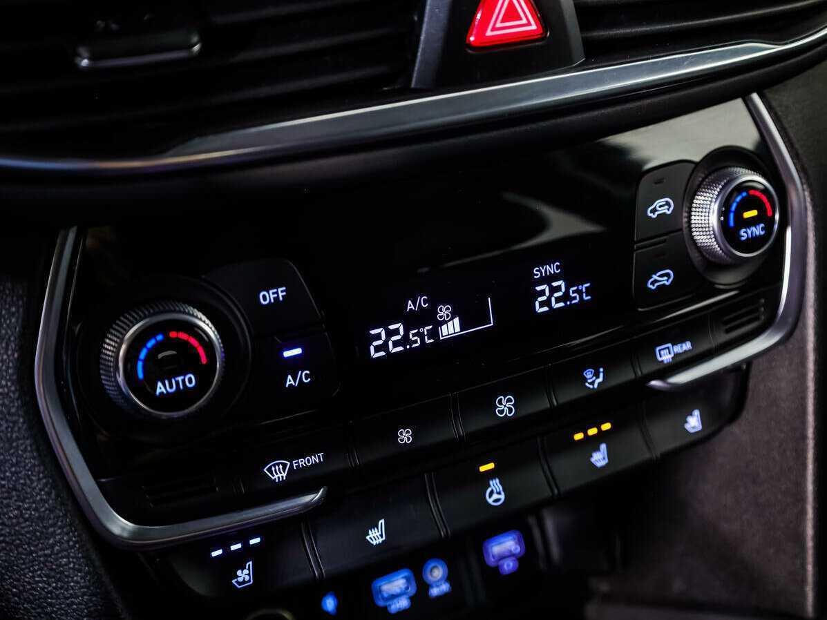 Купить Hyundai Santa Fe с пробегом. Фото: #13