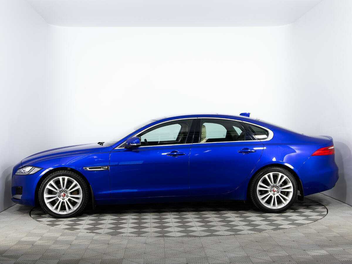 Купить Jaguar XF с пробегом. Фото: #7