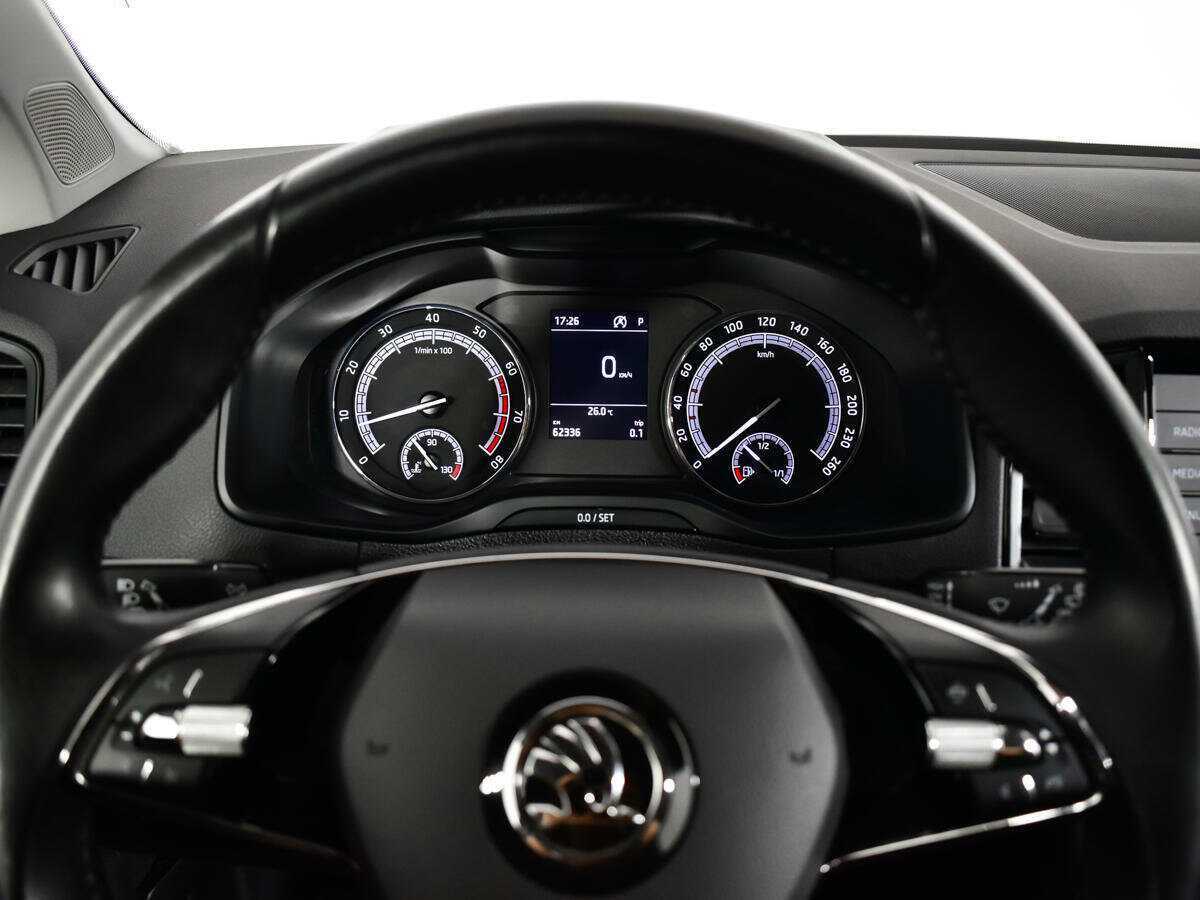 Купить Skoda Karoq с пробегом. Фото: #10