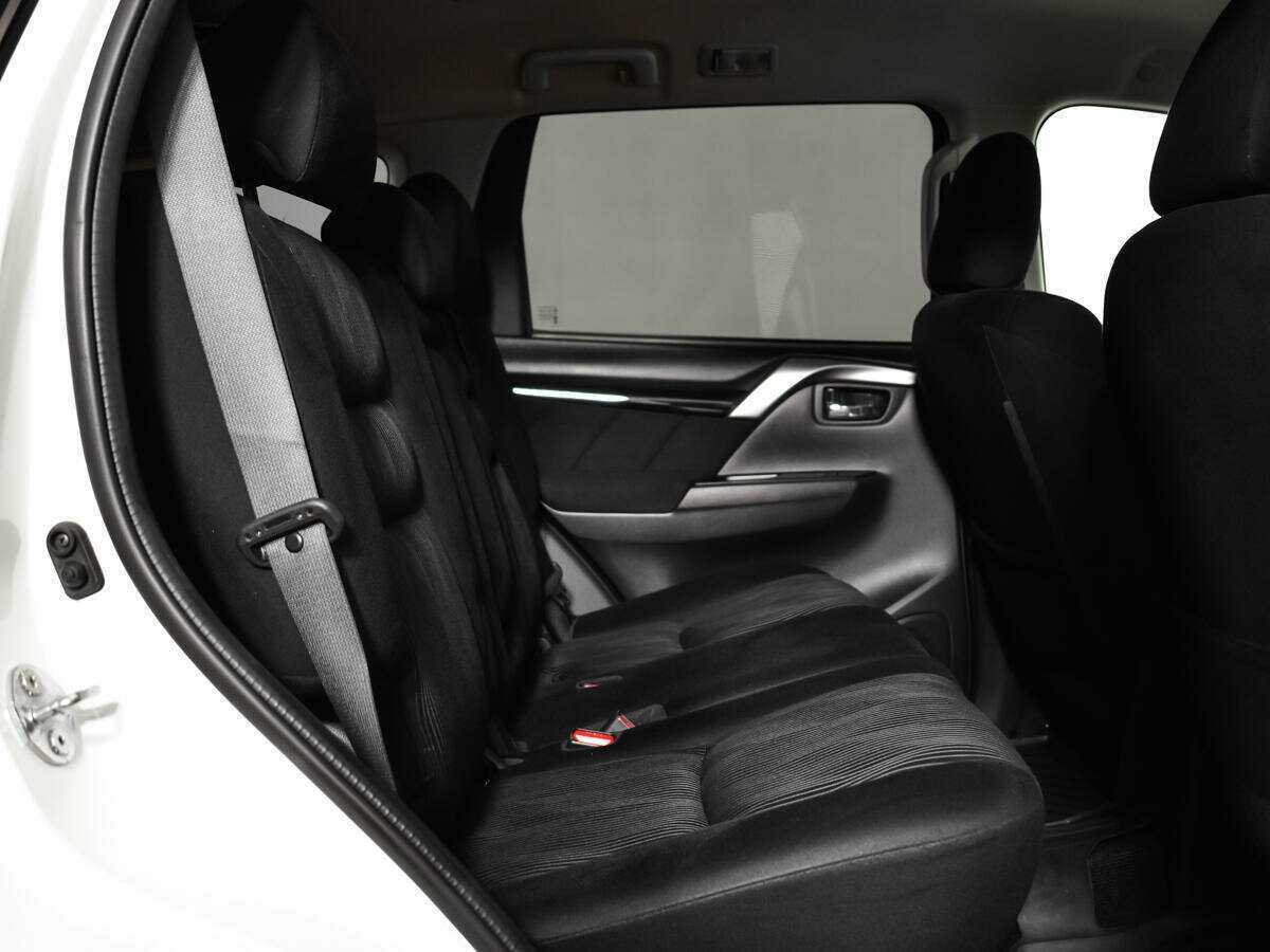 Купить Mitsubishi Pajero Sport с пробегом. Фото: #9