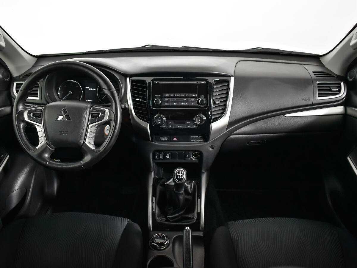 Купить Mitsubishi Pajero Sport с пробегом. Фото: #11