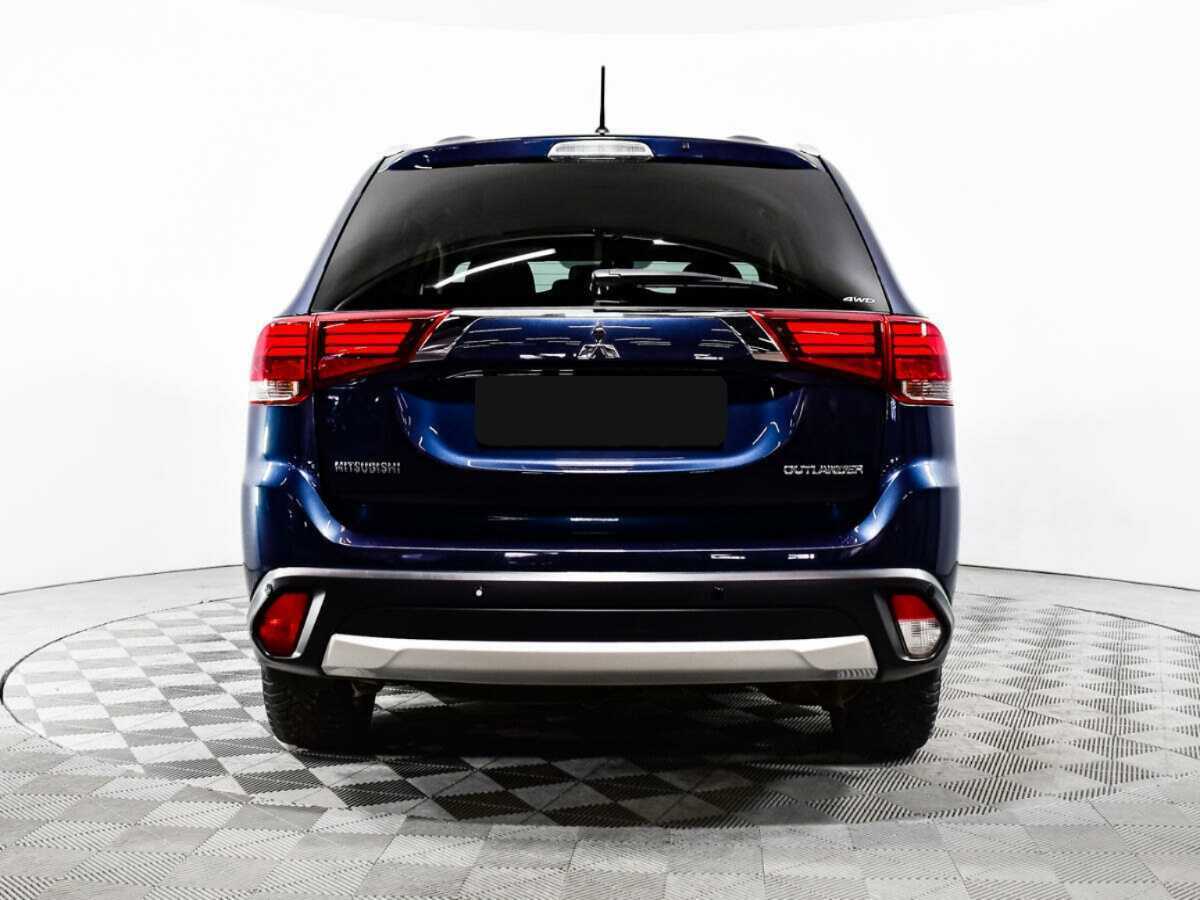 Купить Mitsubishi Outlander с пробегом. Фото: #4