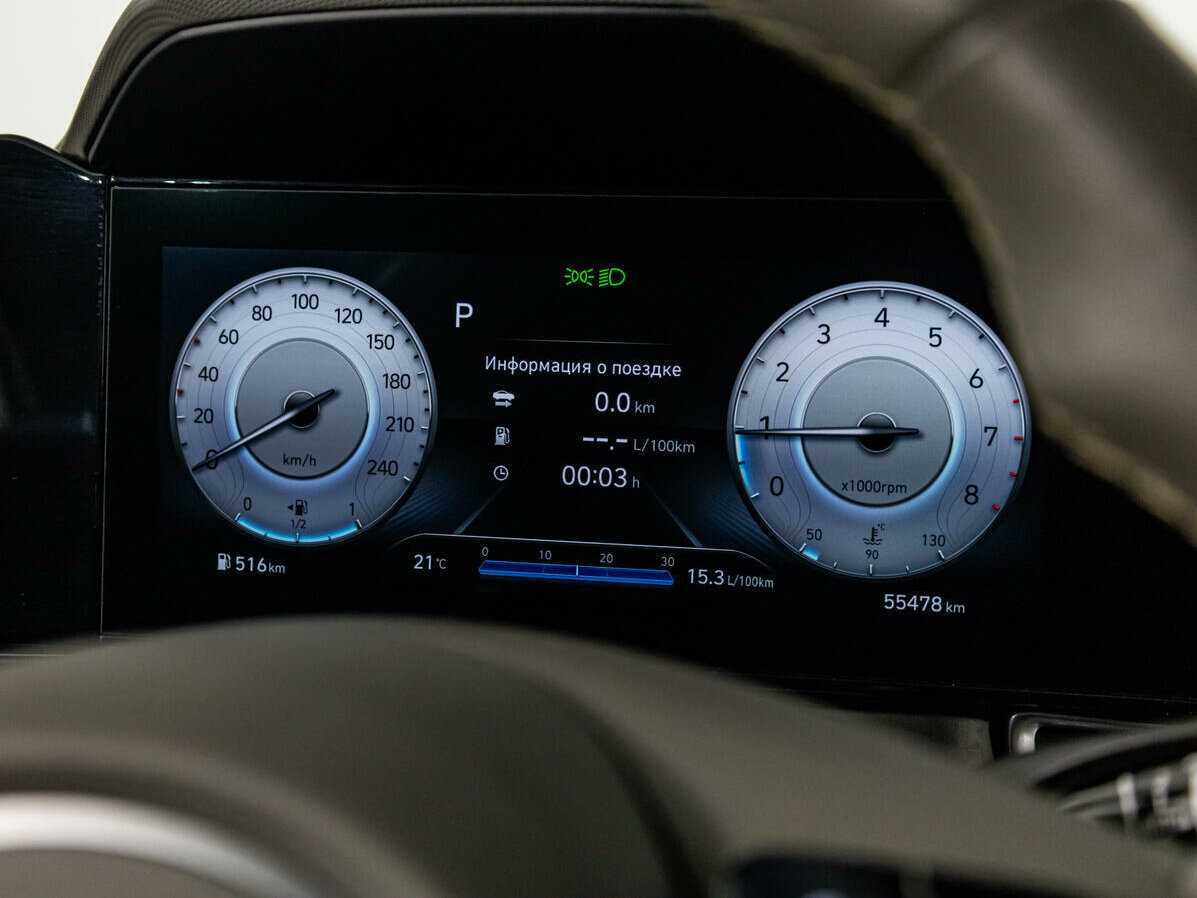 Купить Hyundai Elantra с пробегом. Фото: #10