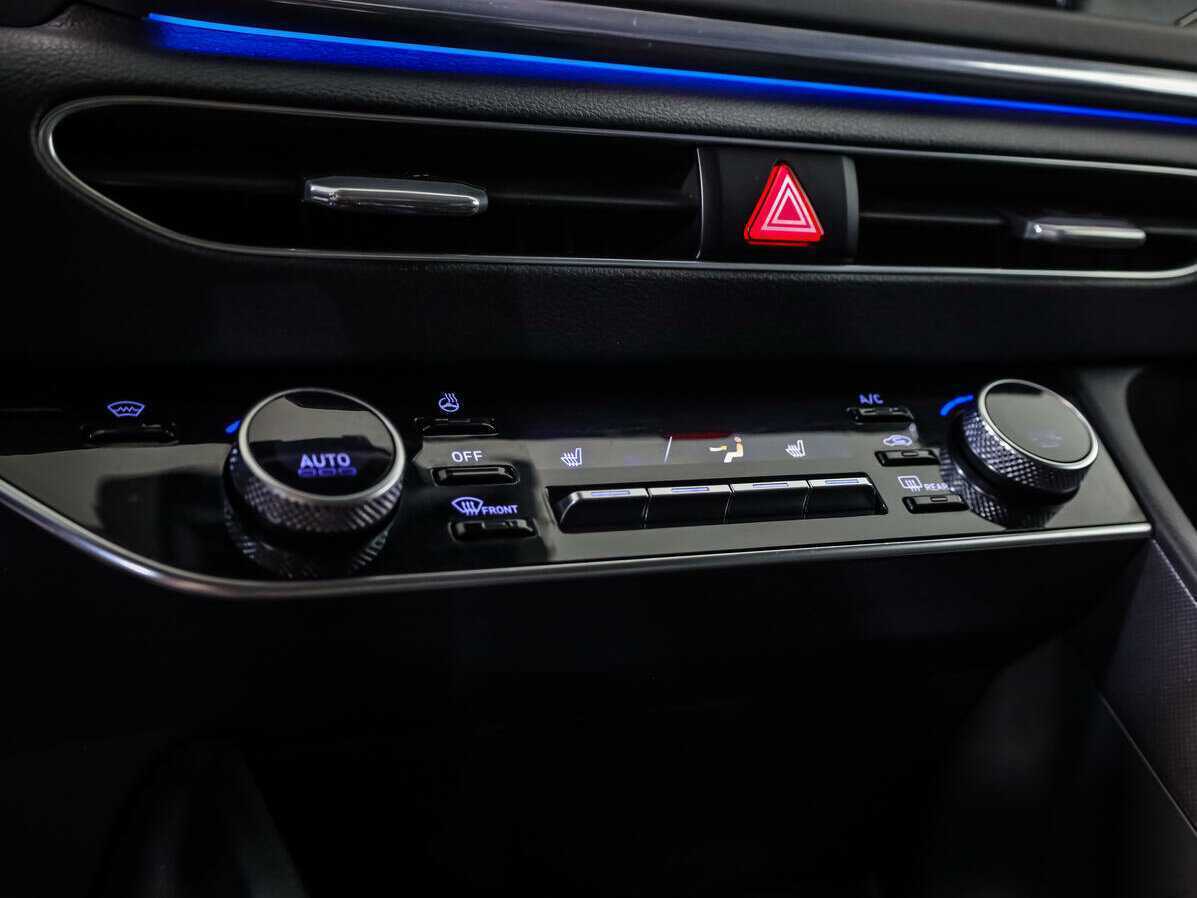 Купить Hyundai Sonata с пробегом. Фото: #13