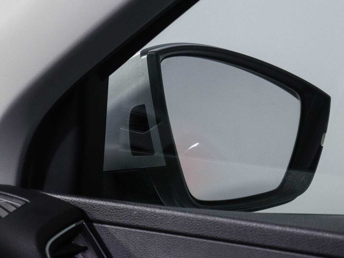 Купить Skoda Karoq с пробегом. Фото: #17