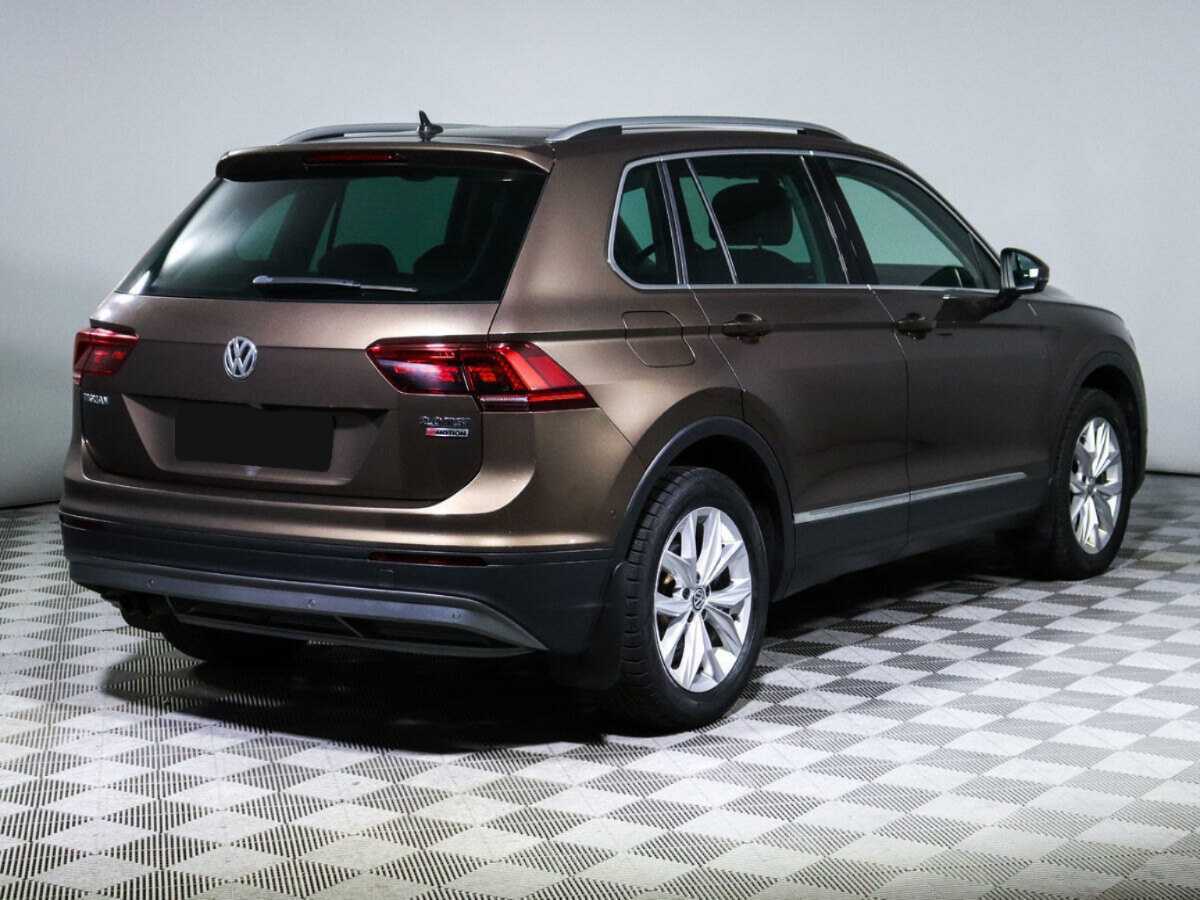 Купить Volkswagen Tiguan с пробегом. Фото: #3