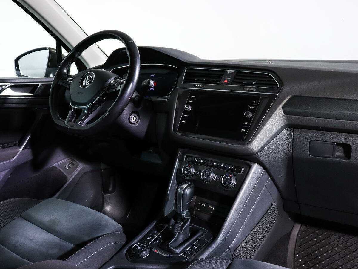 Купить Volkswagen Tiguan с пробегом. Фото: #6