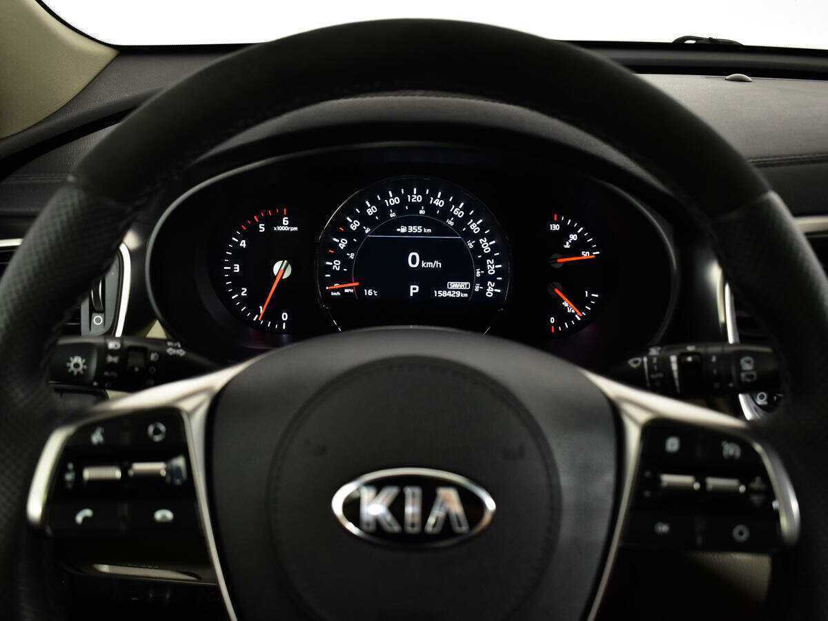 Купить Kia Sorento с пробегом. Фото: #11