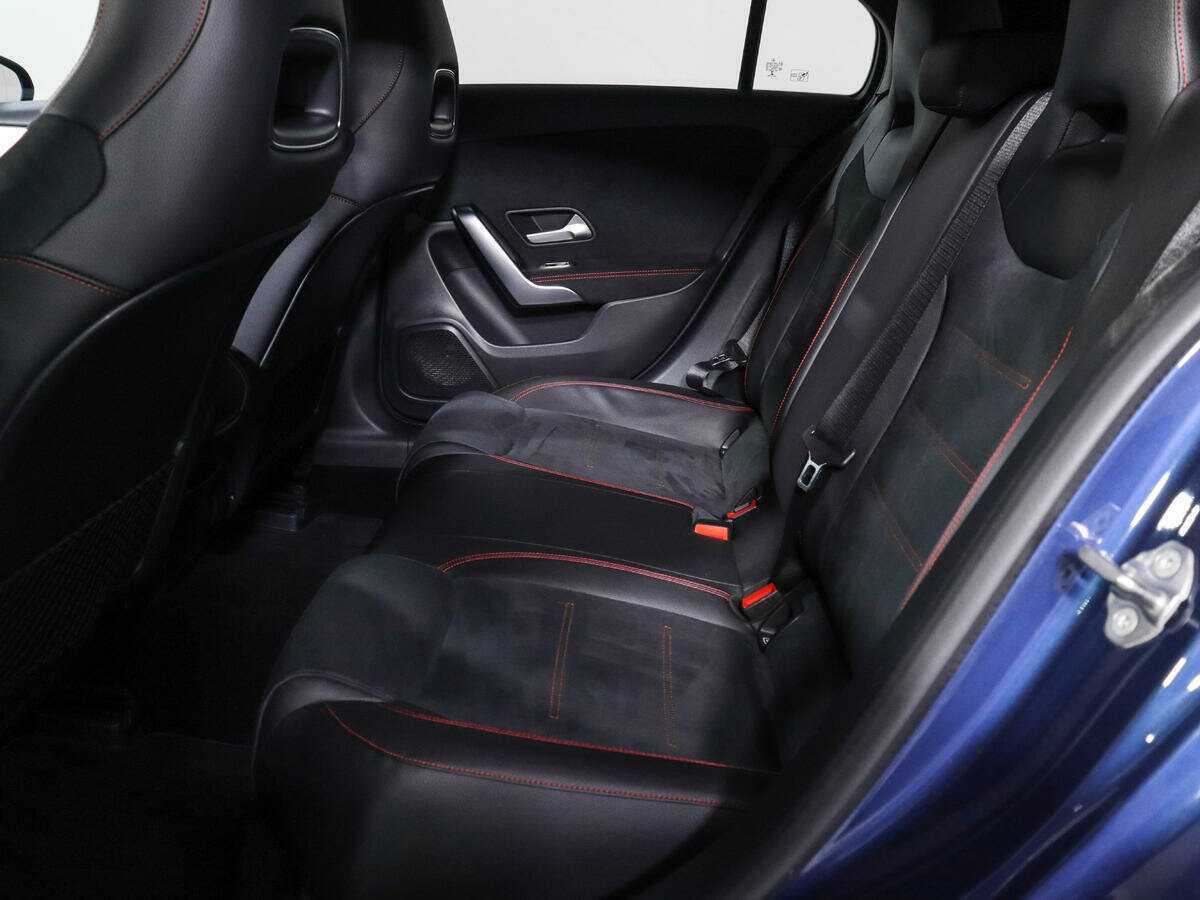 Купить Mercedes-Benz A-Класс с пробегом. Фото: #9