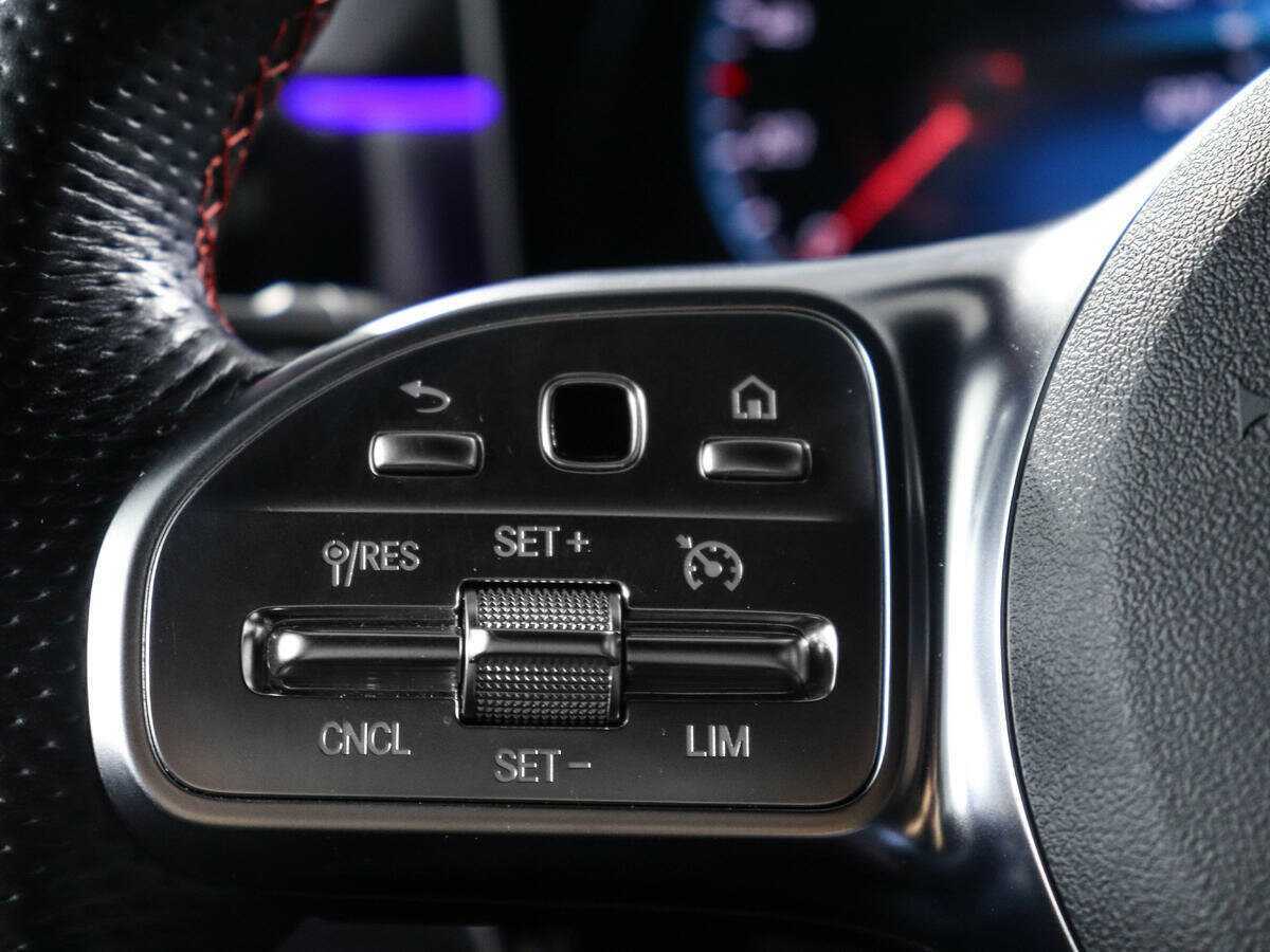 Купить Mercedes-Benz A-Класс с пробегом. Фото: #19