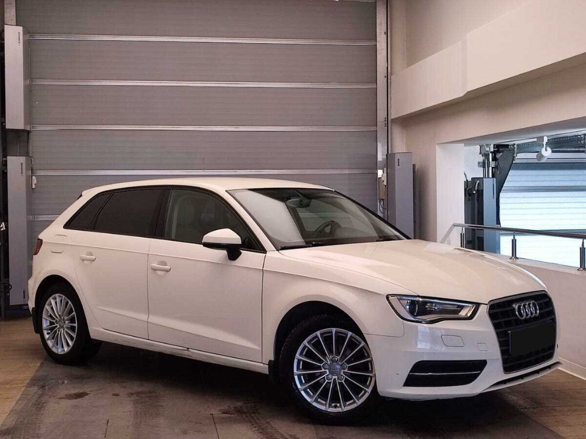Купить Audi A3 с пробегом. Фото: #2