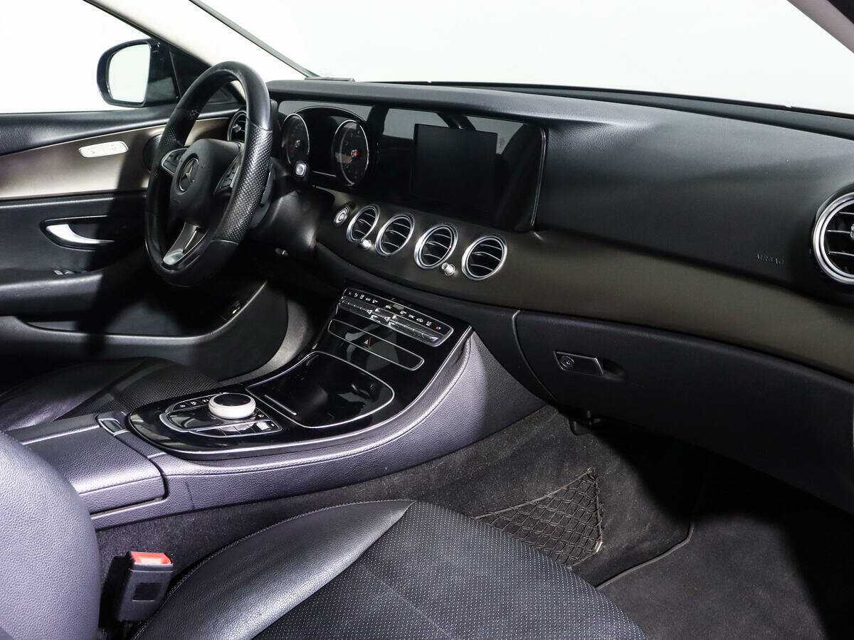 Купить Mercedes-Benz E-Класс с пробегом. Фото: #8