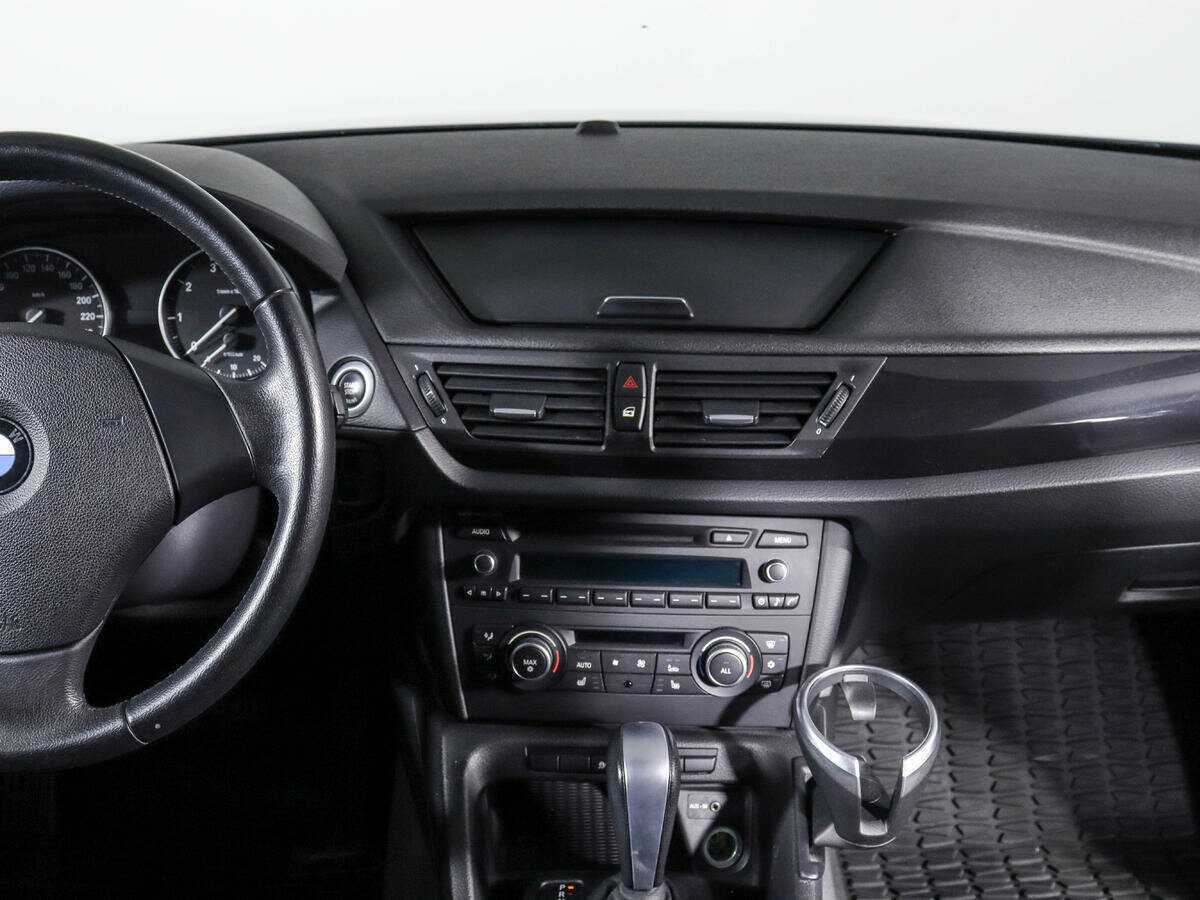 Купить BMW X1 с пробегом. Фото: #11