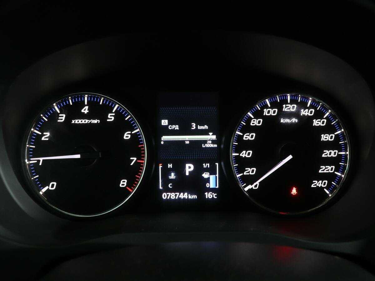 Купить Mitsubishi Outlander с пробегом. Фото: #10