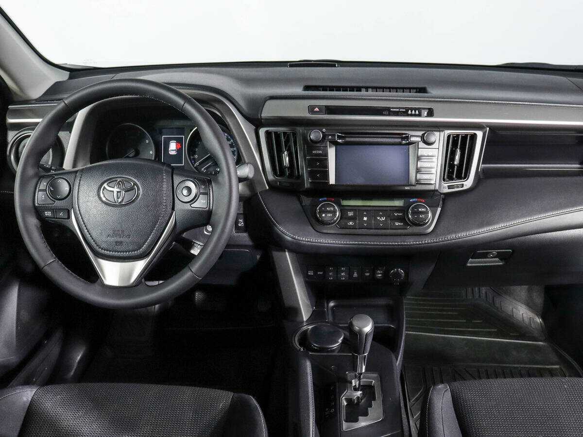 Купить Toyota RAV4 с пробегом. Фото: #11
