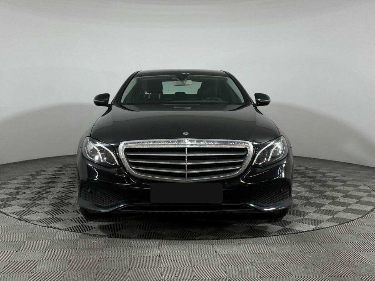 Купить Mercedes-Benz E-Класс с пробегом. Фото: #1