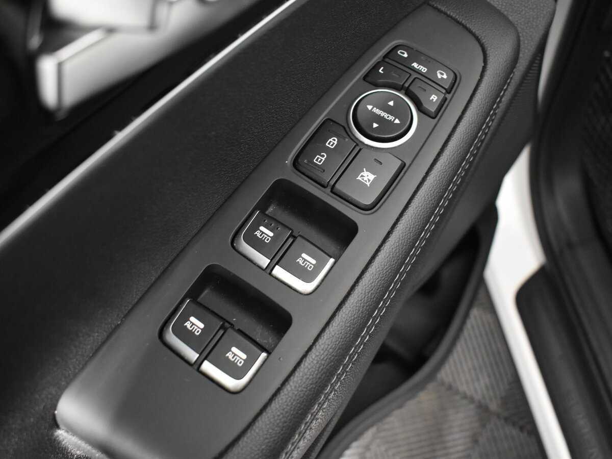 Купить Kia Sorento с пробегом. Фото: #8