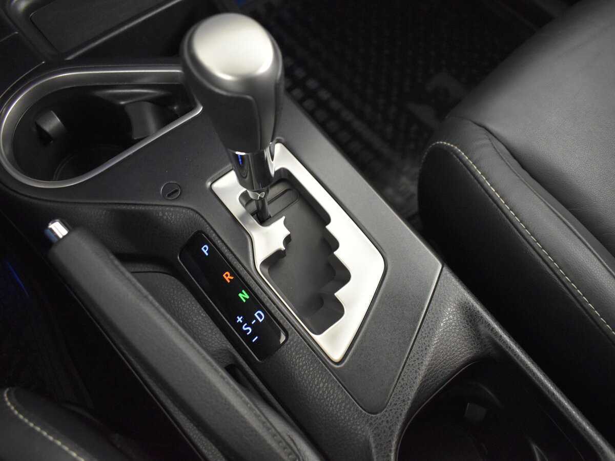 Купить Toyota RAV4 с пробегом. Фото: #17