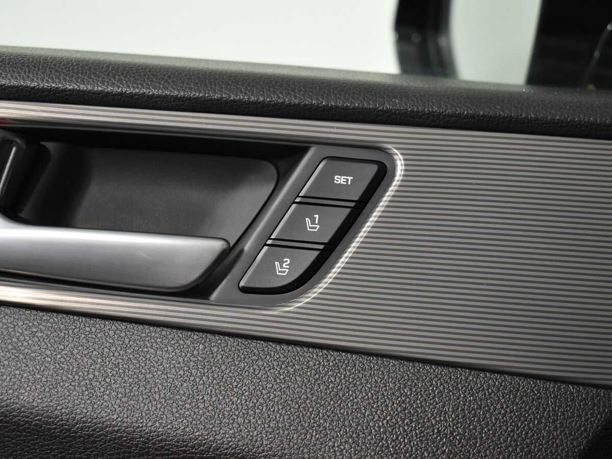 Купить Hyundai Sonata с пробегом. Фото: #8