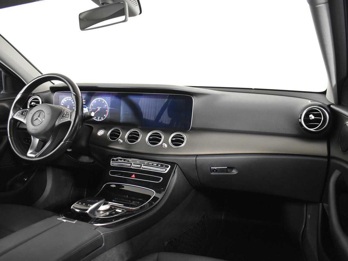 Купить Mercedes-Benz E-Класс с пробегом. Фото: #13