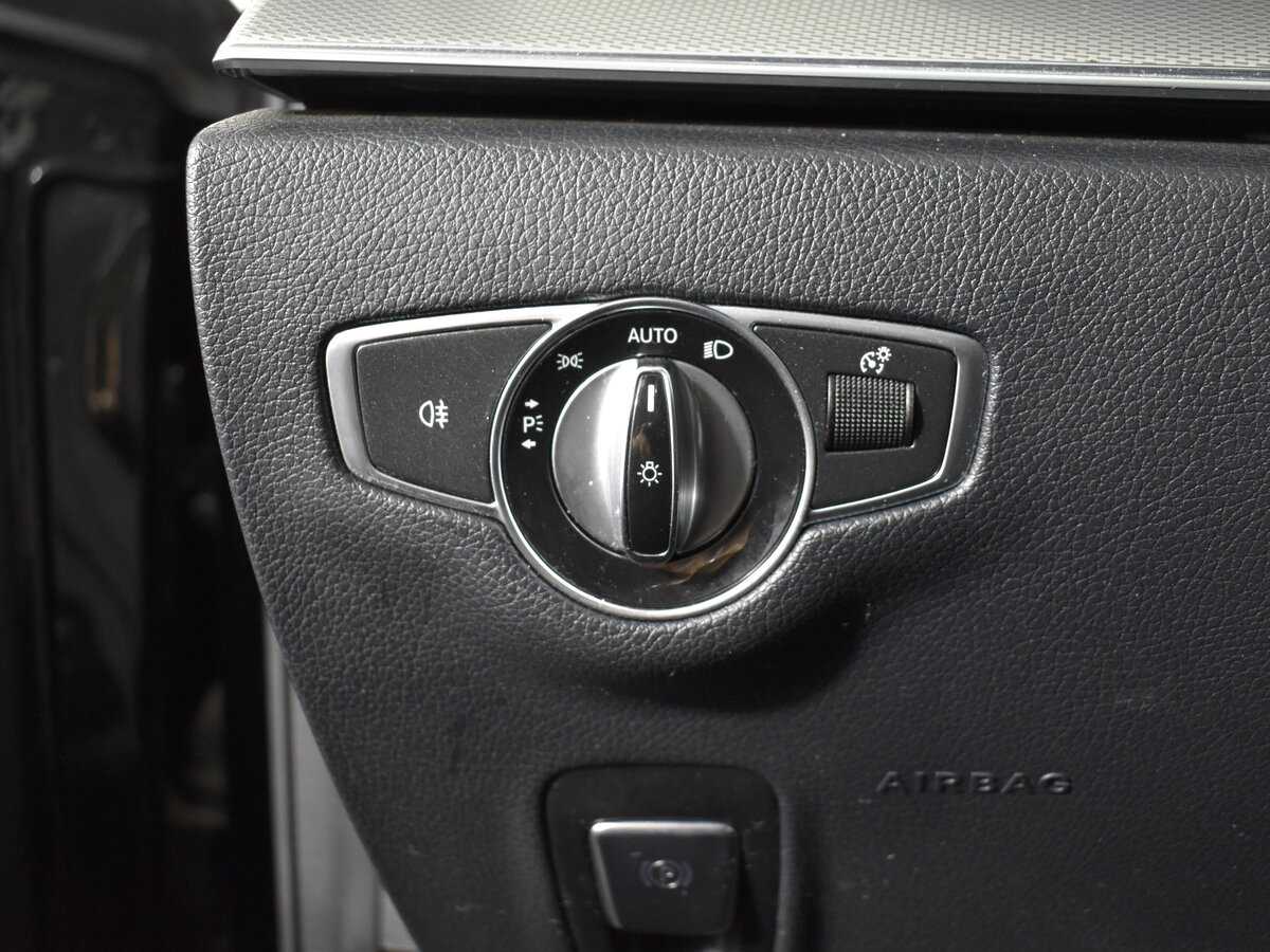 Купить Mercedes-Benz E-Класс с пробегом. Фото: #7