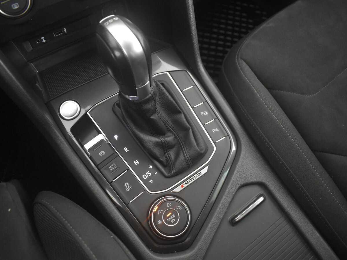 Купить Volkswagen Tiguan с пробегом. Фото: #22