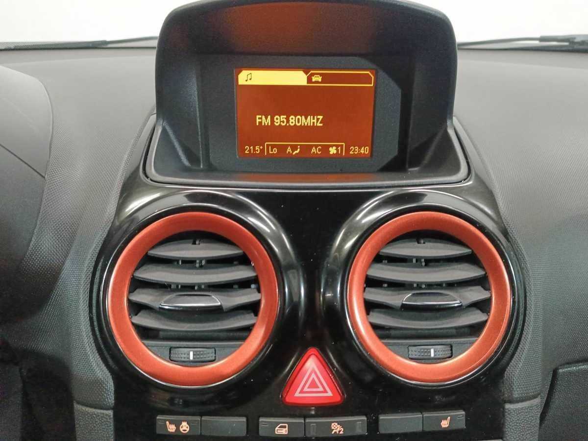 Купить Opel Corsa с пробегом. Фото: #13