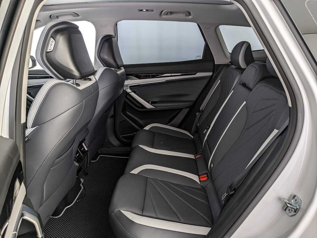 Купить Geely Atlas с пробегом. Фото: #12