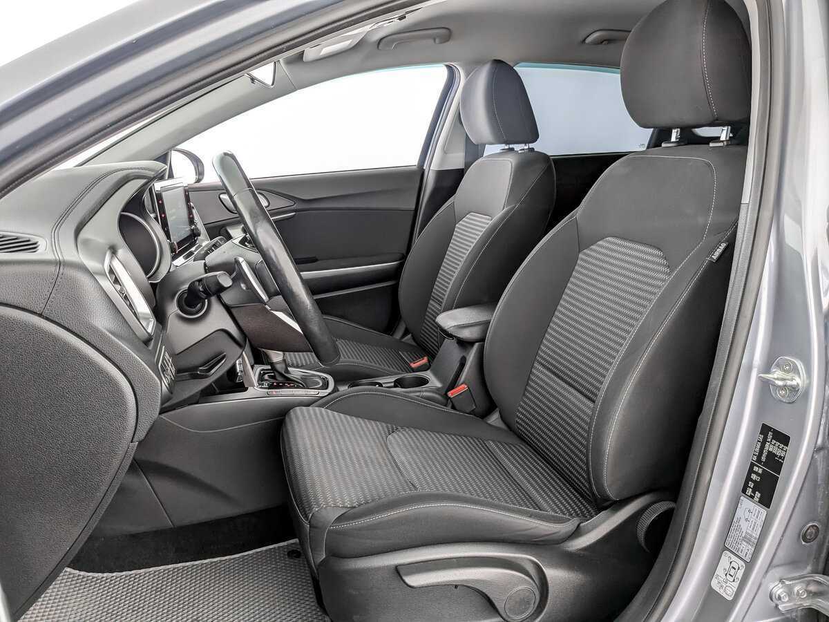 Купить Kia Ceed с пробегом. Фото: #15