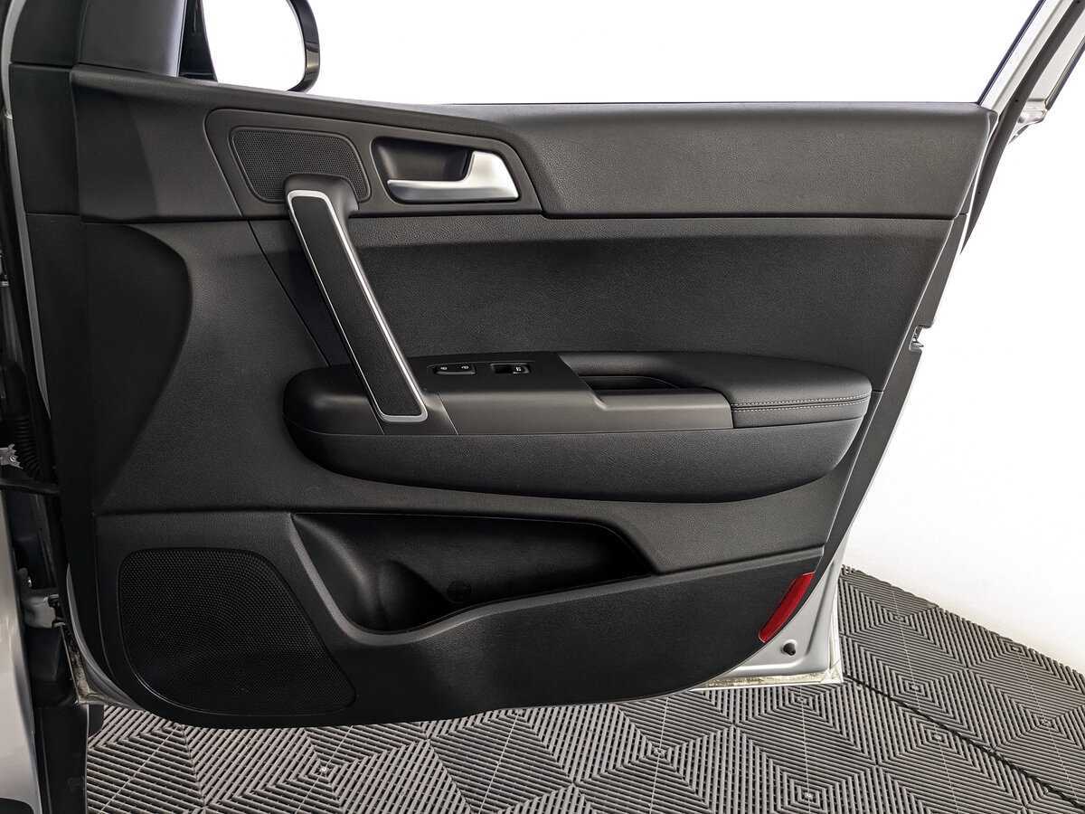 Купить Kia Sportage с пробегом. Фото: #20