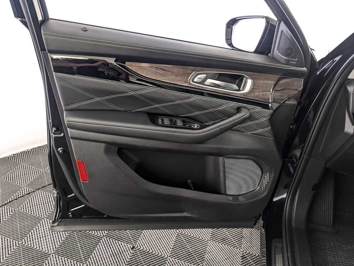 Купить EXEED VX с пробегом. Фото: #14