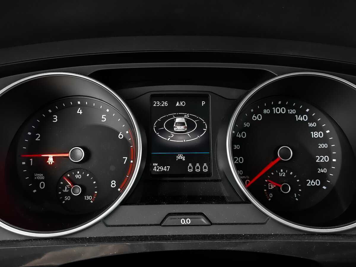 Купить Volkswagen Tiguan с пробегом. Фото: #11
