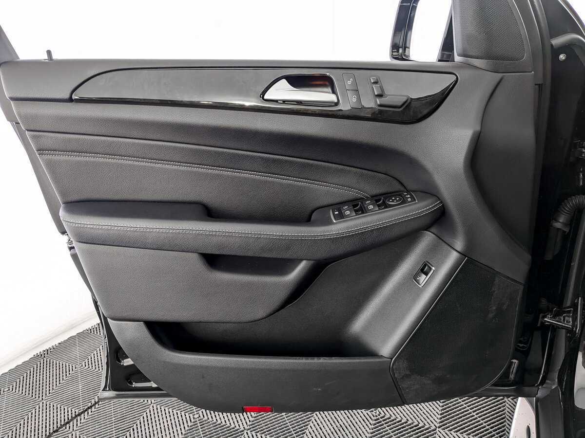 Купить Mercedes-Benz M-Класс с пробегом. Фото: #14