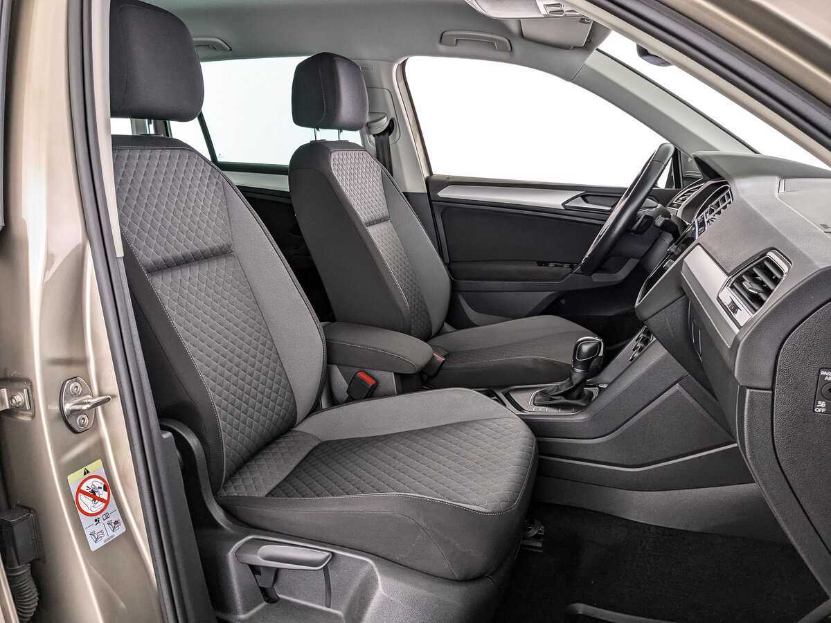 Купить Volkswagen Tiguan с пробегом. Фото: #19