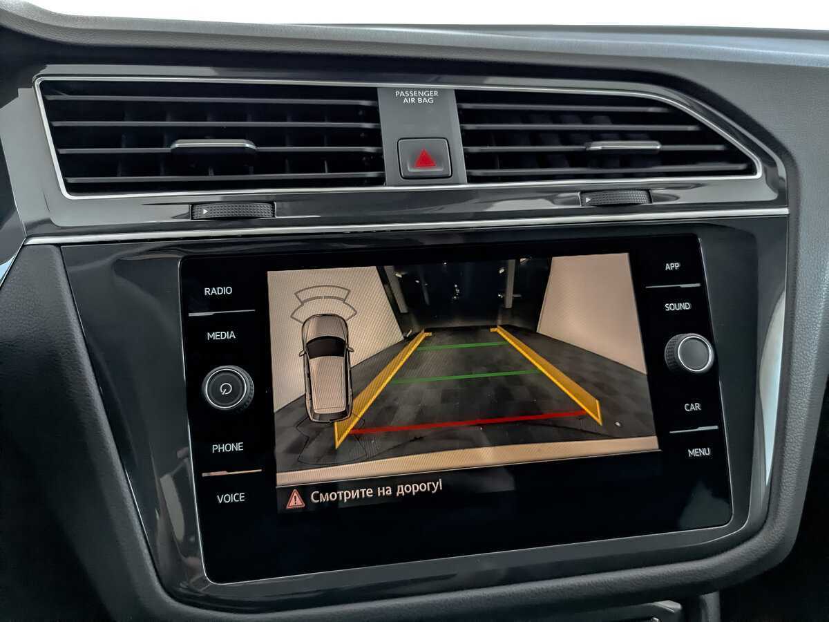 Купить Volkswagen Tiguan с пробегом. Фото: #21